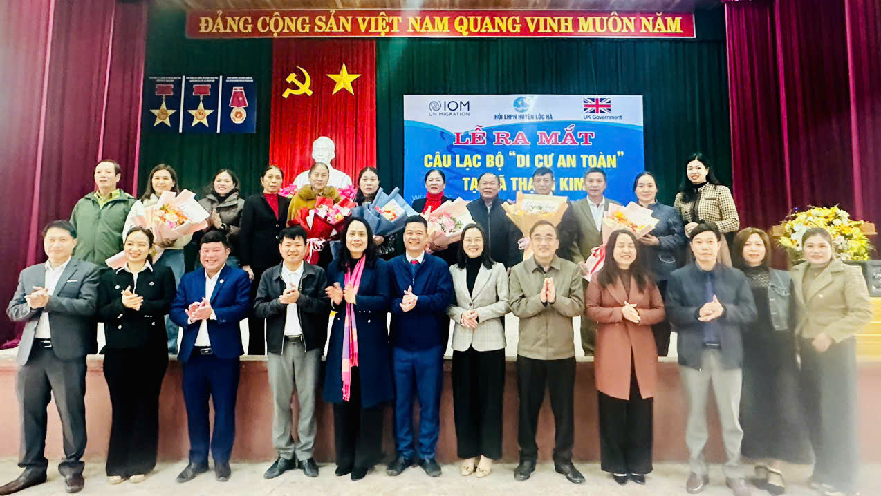 HỘI LIÊN HIỆP PHỤ NỮ XÃ THẠCH KIM TỔ CHỨC RA MẮT CÂU LẠC BỘ DI CƯ AN TOÀN